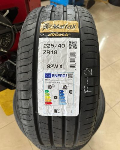 225-40R18 MatraX Urcola+
