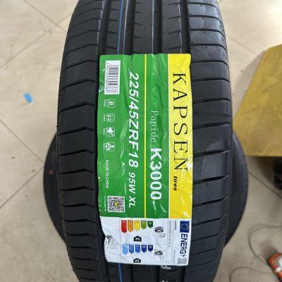 225-45ZRF18 95W XL